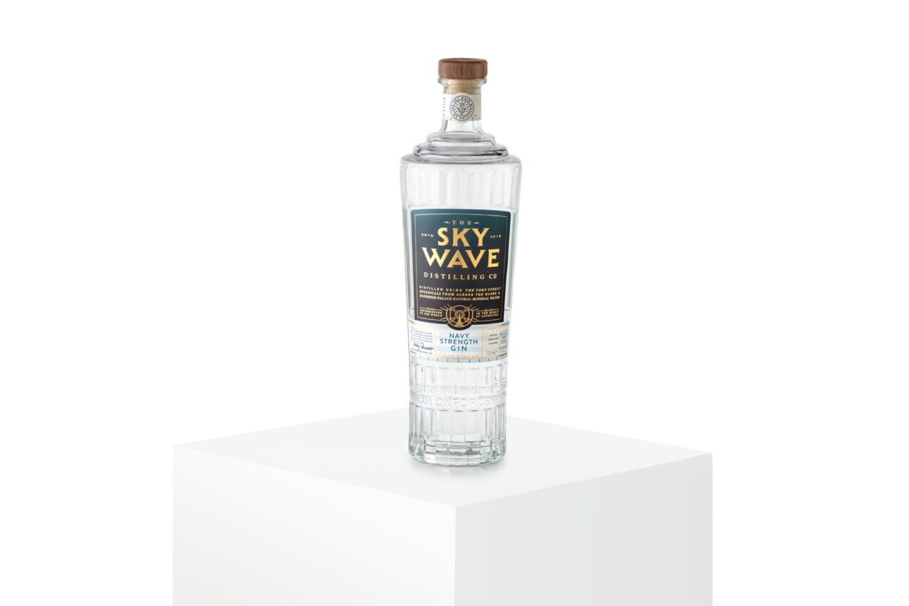 Sky Wave Navy Strength London Dry Gin - The Gin Master - Image 2