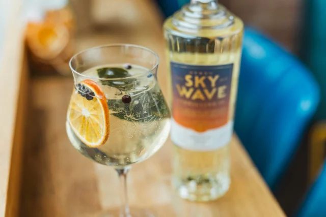 Enjoy the Citrus Experience! 

Crafted with fresh oranges and fresh Madagascan vanilla pods, this award-winning gin is a beautifully complex spirit.

Award winning Sky Wave Orange and Madagascan Vanilla Dry Gin. 

#GinJourney #SkyWave #FlavouredGin #CraftGin #GrownUpGin #orange #vanilla #TheSpiritOfOxfordshire